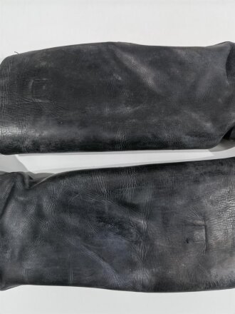 Paar Stiefel für Offiziere der Wehrmacht, ungereinigtes Paar, Sohlenlänge 30cm