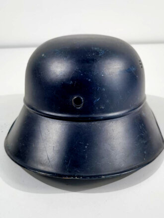 Stahlhelm Luftschutz. Emblem entfernt, ungereinigter Speicherfund85