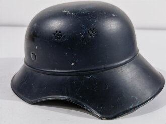 Stahlhelm Luftschutz. Emblem entfernt, ungereinigter Speicherfund85