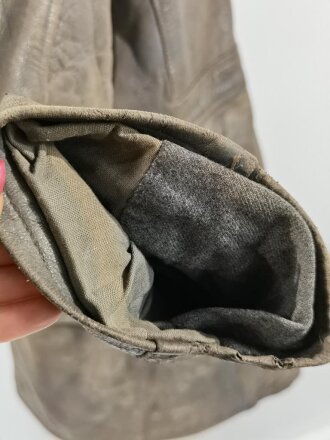 Kriegsmarine Lederjacke für seemännisches Personal. Graues Leder , datiert 1941, ungereinigtes Stück