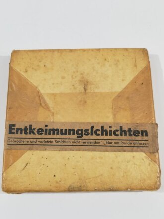 Ein Pack "Entkeimungsschichten" für dasTornisterfiltergerät der Wehrmacht