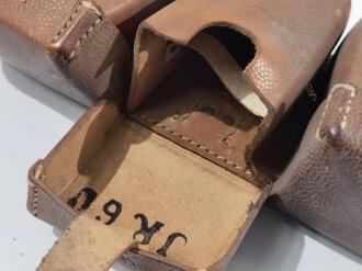 1.Weltkrieg, Patronentasche für Gewehr 98, ungeschwärztes Stück datiert 1915, Kammerstück des IR60