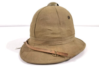 Italien 2. Weltkrieg, Tropenhelm Modell 1940, Kopfgrösse 55, ungetragenes Stück, Kinnriemen gerissen