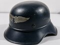 Stahlhelm Luftschutz, das Hakenkreuz sauber ausgekratzt, sonst gut