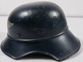 Stahlhelm Luftschutz, das Hakenkreuz sauber ausgekratzt, sonst gut