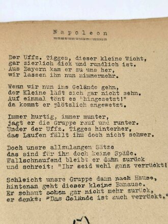 "Heeres Unteroffizier Schule Düren" kleine Gruppe eines Angehörigen, dabei eine einzelne Schulterklappe und eine grossformatige Ehrenurkunde für gute Schießleistungen, dies mehrfach gefaltet