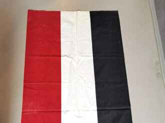 Kaiserreich, schwarz-weiß-rote Hausfahne in gutem Zustand, Maße 77 x 325cm
