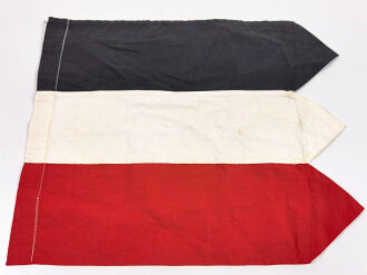 Kaiserreich, schwarz-weiß-roter Saal- oder Fensterschmuck in gutem Zustand, Maße 30 x 37cm