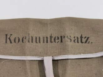 "Kochuntersatz" für Sanitätsgerät in  Tasche, sehr guter Zustand