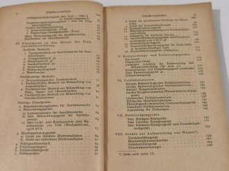 "Das Sanitätsgerät des Feldheeres" datiert 1944, 254 Seiten, stark bebildert. Die Vorschrift zum Thema