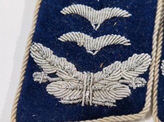 Luftwaffe, Paar Kragenspiegel für einen Oberleutnant  " Sanitätstruppe "