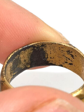 1. Weltkrieg, Patriotrisches Fingerring, " Eisernes Kreuz, in Treue Fest " vergoldet, innendurchmesser 17mm