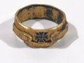 1. Weltkrieg, Patriotrisches Fingerring, " Eisernes Kreuz, in Treue Fest " vergoldet, innendurchmesser 17mm