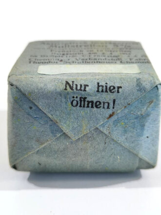 Pack "Antiseptisch imprägnierte Mullstreifen" datiert 1943