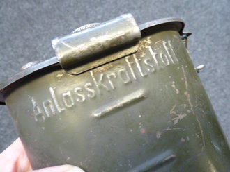 Anlasskraftstoffbehälter Wehrmacht, Originallack