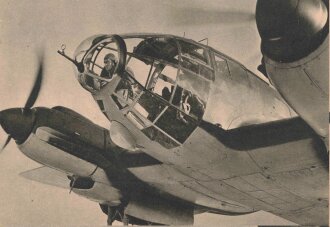 Ansichtskarte Luftwaffe "In der Volllichtkanzel des zweimotorigen deutsche Kampfflugzeuges He 111" - Der Adler die große Luftwaffen-Illustrierte