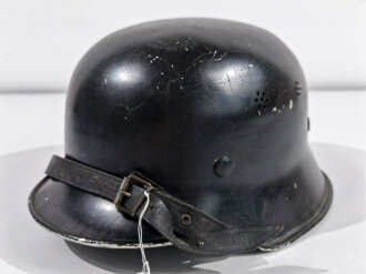 Feuerwehr III.Reich, Leichtmetallhelm ohne Abzeichen, schwarzer Originallack, komplett, guter Gesamtzustand