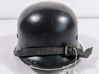 Feuerwehr III.Reich, Leichtmetallhelm ohne Abzeichen, schwarzer Originallack, komplett, guter Gesamtzustand