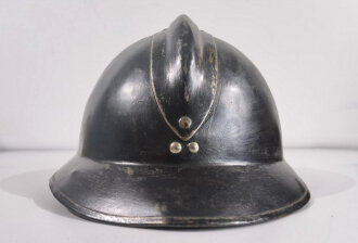 Frankreich, Feuerwehrhelm aus Stahlhelm , das Emblem aus Eisen. Innenfutter lose