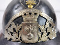 Frankreich, Feuerwehrhelm aus Stahlhelm , das Emblem aus Eisen. Innenfutter lose