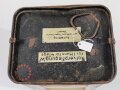 "Notproviantbehälter Winter, Notverpflegung für 1 Mann für 4 Tage, Fl 63015, datiert 1942. Originallack, ungereinigt