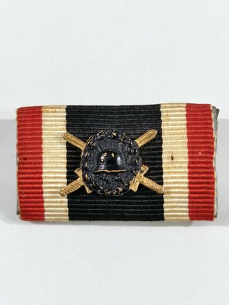 Einzelbandspange Kriegsverdienstkreuz 2.Klasse mit Schwertern, mitgeprägtes Verwundetenabzeichen schwarz , Breite 30mm