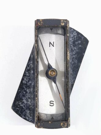 Kompass zum Flakfernrohr DF 10 x 80 der Wehrmacht, ungereinigtes Stück, Originallack