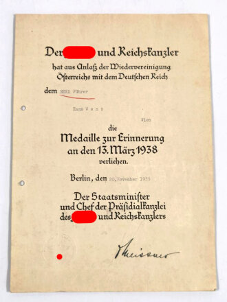 Verleihungsurkunde zur Medaille zur Erinnerung an den 13.März 1938 ( Anschluss Österreich ) , ausgestellt auf einen NSKK Führer in Wien . DIN A4, Blindprägesiegel, gelocht und gefaltet