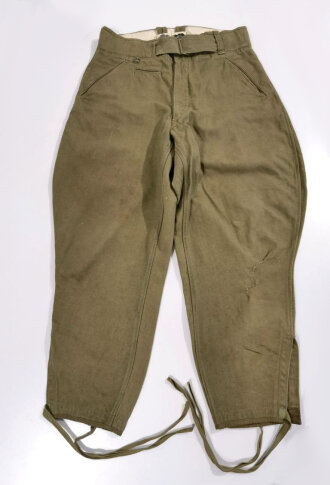 Heer, Stiefelhose in Tropenausführung Modell 1942 ?, getragenes Kammerstück mit einer grösseren Reparaturstelle