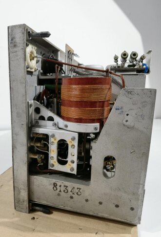 80 Watt Sender a datiert 1941 ( für Panzerspähwagen und Schützenpanzer) Originallack, guter Gesamtzustand, Funktion nicht geprüft
