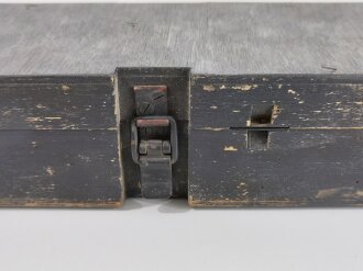 Luftwaffe, Transportkasten " Ziellinienprüfer 5 für Kaliber 30mm ( Maschinenkanone ) FL 62080. Originallack