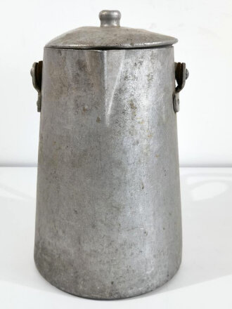 Luftwaffe Wasserkanne aus Aluminium datiert 1939, ungereinigtes Stück