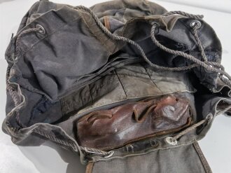 Rucksack Luftwaffe, stark getragenes, ungereinigtes Stück, datiert 1936