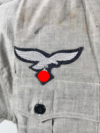 Luftwaffe, blau meliertes Hemd kurzarm. leicht getragenes Stück in sehr gutem Gesamtzustand, der Brustadler original vernäht