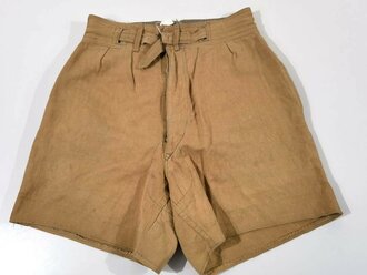 Kurze Tropenhose Luftwaffe. Getragenes Stück in gutem Gesamtzustand, eigenmächtig gekürzte, ehemals lange Hose