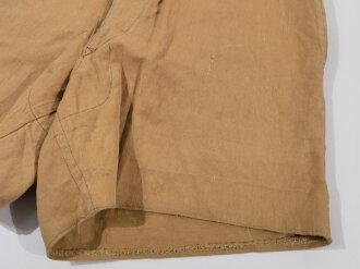 Kurze Tropenhose Luftwaffe. Getragenes Stück in gutem Gesamtzustand, eigenmächtig gekürzte, ehemals lange Hose