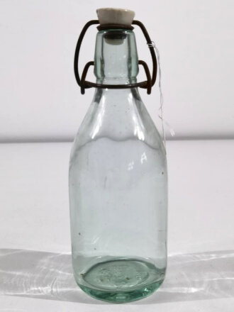 Glasflasche " Eigentum der Luftwaffe" Höhe 19cm, guter Gesamtzustand