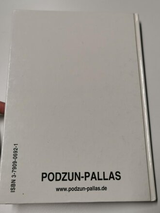 "Die Fahrzeuge, Waffen, Munition und Ausrüstung der Waffen-SS", 160 Seiten, DIN A5, gebraucht