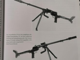 "Panzerbüchse, Panzerfaust und Panzerschreck - Waffen im Einsatz - Die PK-Foto-Serie Band 5", 255 Seiten, DIN A5, gebraucht