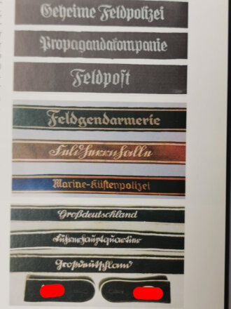 "Deutsche Uniformen und Abzeichen 1933-1945",...