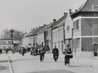 "Radfahr Schwadronen - Fahrräder im Einsatz bei der Wehrmacht 1939-1945" 79 Seiten, ca DIN A5, gebraucht