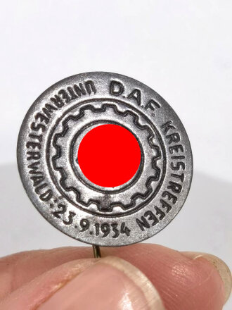 Anstecknadel " DAF, Kreistreffen Unterwesterwald 23. 9. 1934 " Durchmesser 21mm