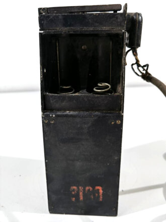 U.S. WWII Field telephone EE-8-A, Function not checked