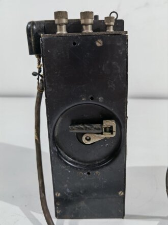 U.S. WWII Field telephone EE-8-A, Function not checked