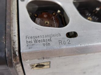 Luftwaffe, Empfänger E 10 L, Ln 26593. Originallack, Funktion nicht geprüft