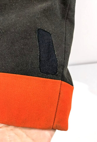 Reichspost , Uniformjacke schwarz mit orangen Vorstößen, wohl um die Jahrhundertwende