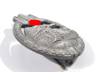 Panzerkampfabzeichen in Bronze mit Hersteller markiert...