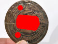 Türplakette " Mitglied der N.S. Volkswohlfahrt, Kreis Bremen, Risse an den Seiten rund um, Durchmesser 75mm, wohl Plattgeklopftes Stück