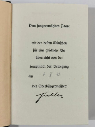 Adolf Hitler "Mein Kampf" . Hochzeitsausgabe "von der Hauptstadt der Bewegung München" 1942. Im Schuber