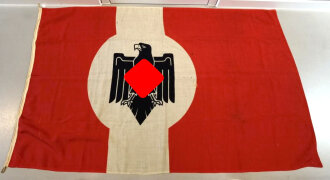 Nationalsozialistischer Reichsbund für Leibesübungen NSRL, Lagerfahne mit etlichen kleineren Fehlstellen. Maße 119 x 200cm